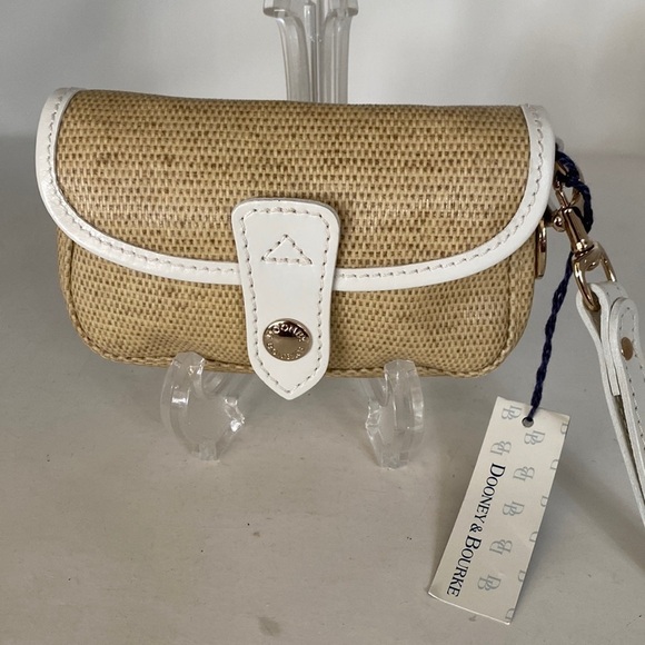 Dooney & Bourke Tan and White Woven Bag - Picture 1 of 13